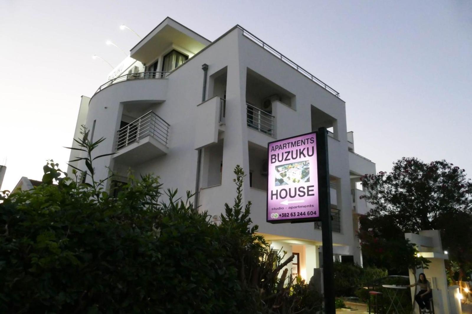 乌尔齐尼 Buzuku House酒店 外观 照片