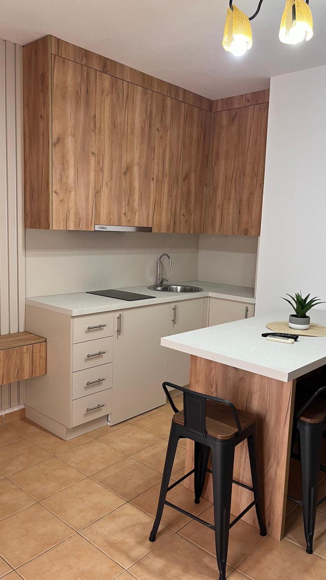 乌尔齐尼 Buzuku House酒店 外观 照片